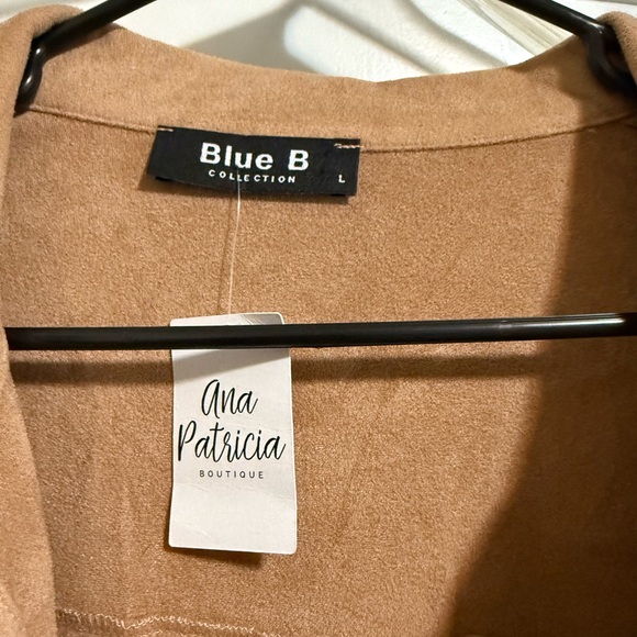 NWT Soft Suede Fringe Shacket - Picture 5 of 5